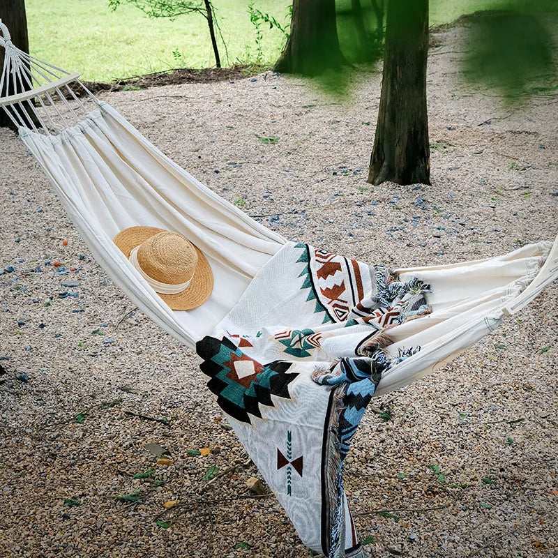 Portable Camping Hammock Outdoor Swing Anti-Tip Travel Hanging Bed Lightweight Nylon Hammock for Camping Hiking Garden