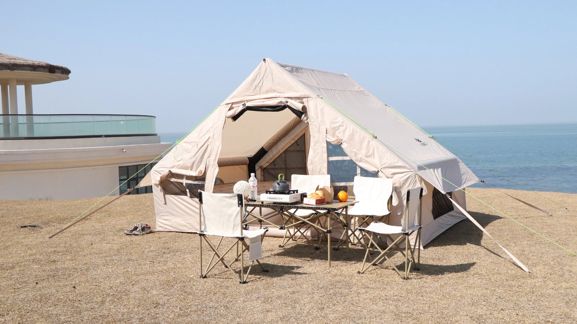 Large Inflatable Tent Tents for Outdoor Camping, Waterproof and Sunscreen, Family Dinner, 3-4 People